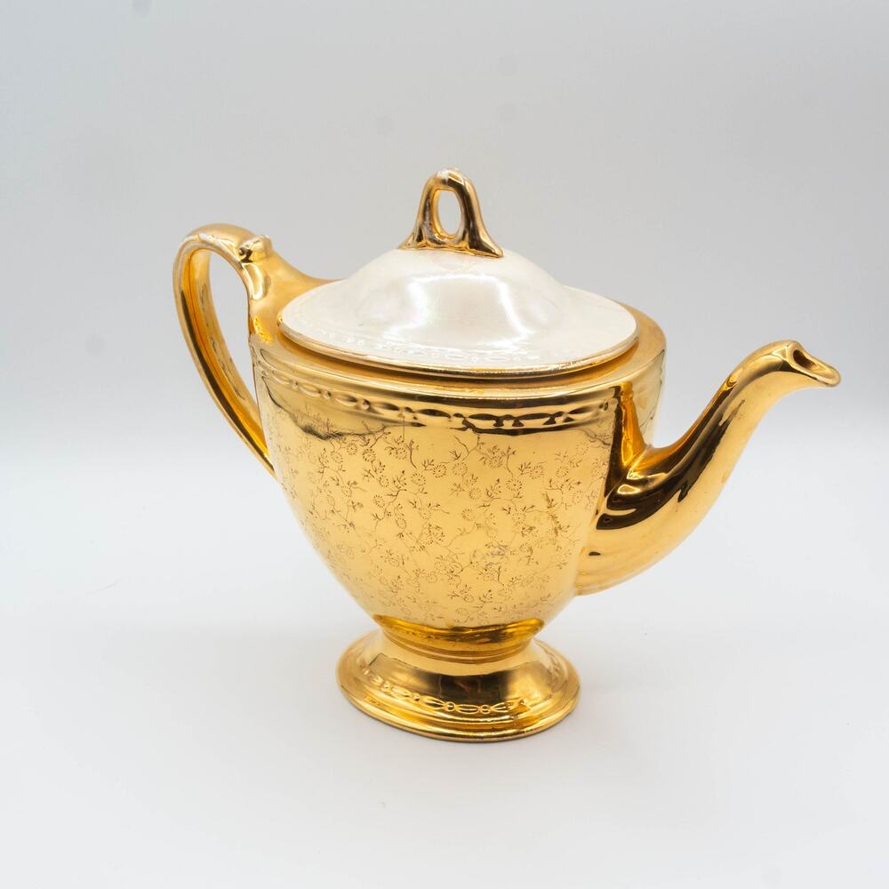 Vintage Homer Laughlin Eggshell Georgian Teapot Gold Gilded Fine China USA 1943
